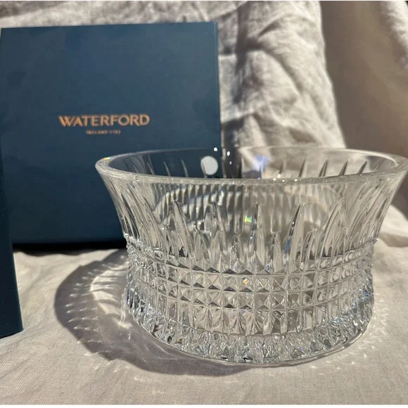 Waterford Lismore Diamond Crystal Bowl with Original Box and Packaging - Picture 1 of 5